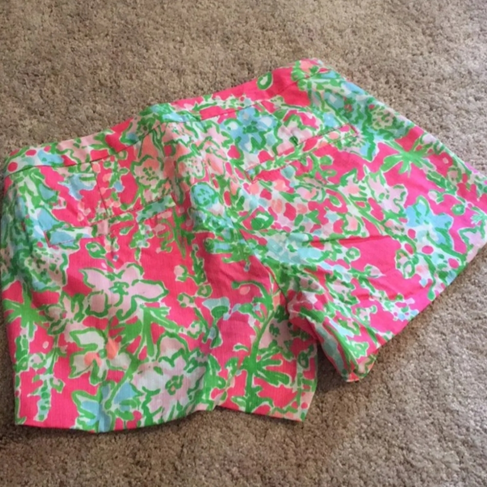 Lilly Pulitzer Shorts - Picture 2 of 3